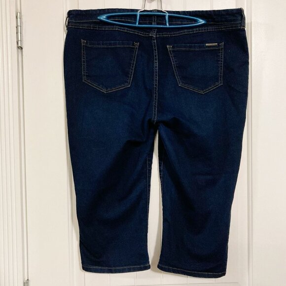 RICKI'S Plus-size dark blue denim capri pants VINTAGE sz 14 XL 1X XXL 2X capris - Picture 11 of 11